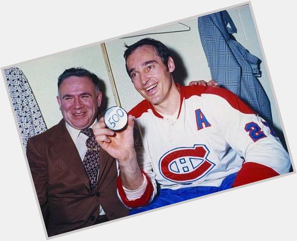 And a very happy 77th birthday to legendary Big M, Frank Mahovlich, here after 500th goal w/ GM Sam Pollock 