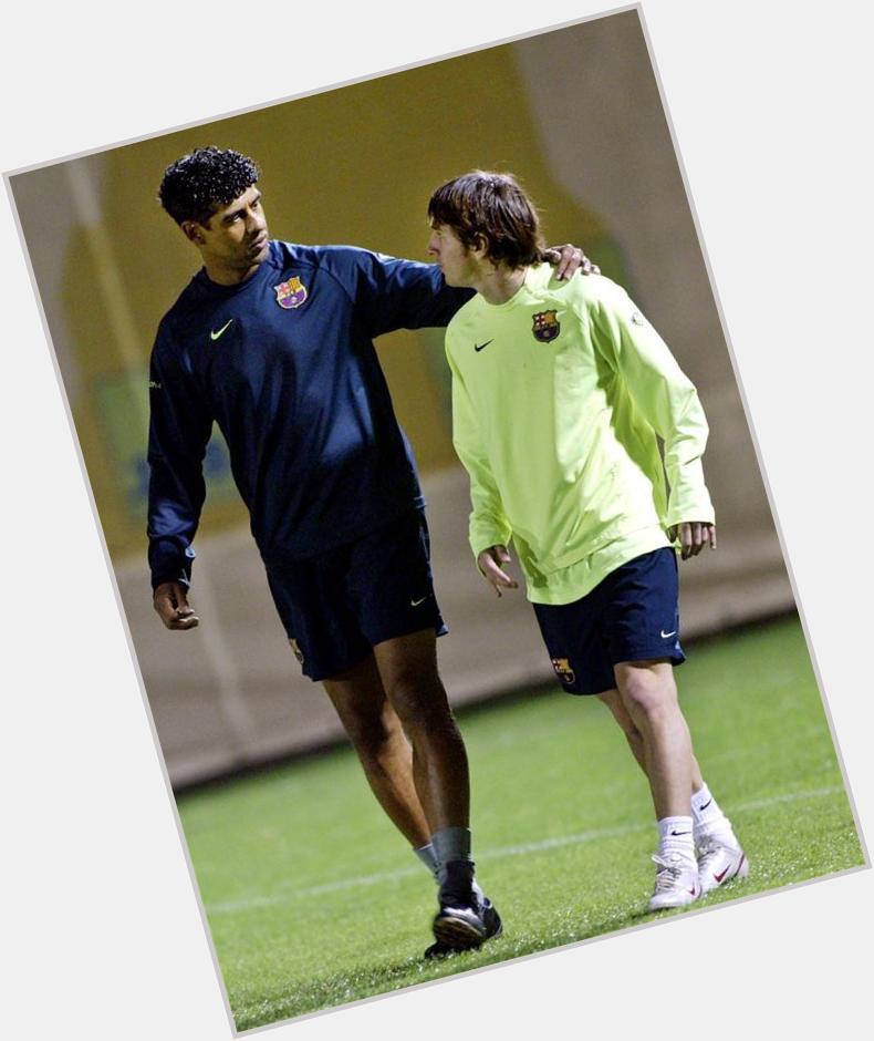 Happy 52nd birthday to Frank Rijkaard. He gave Lionel Messi his La Liga debut while managing Barcelona in 2004. 