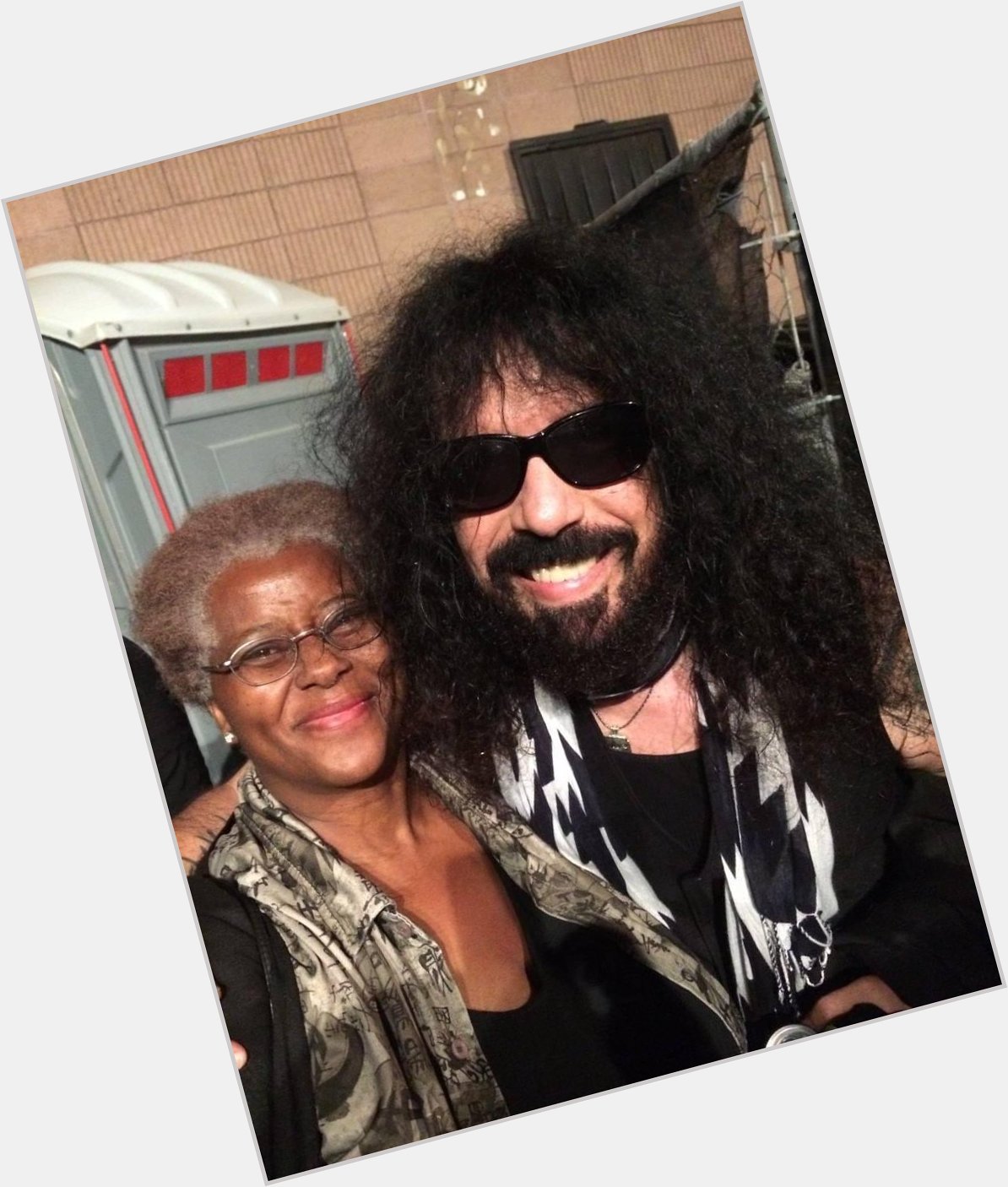 Happy Birthday in heaven today to Frankie Banali of Quiet Riot. Love and miss you my friend. 