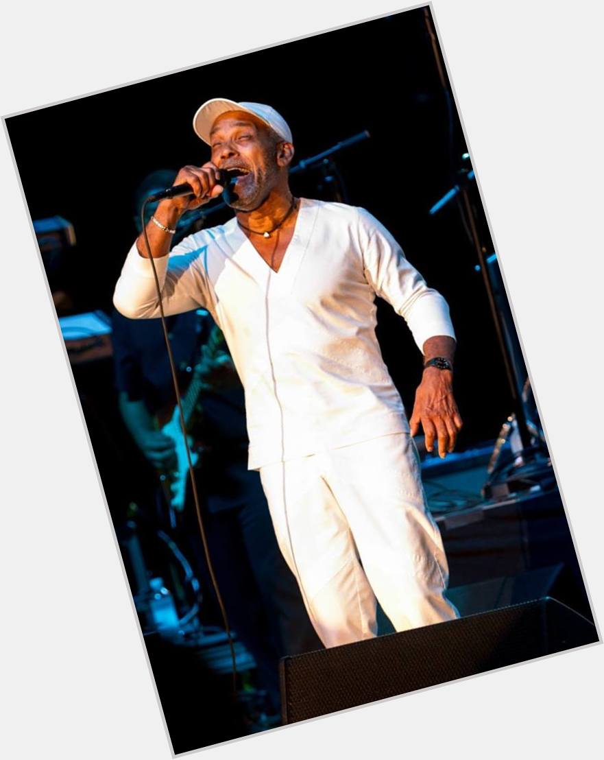 Shout-out to our friend FRANKIE BEVERLY, who is celebrating his 71st birthday today. Happy birthday Frankie! 