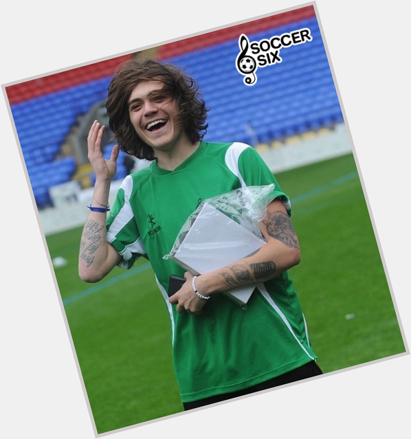Happy Birthday to one of our favourites Frankie Cocozza, living the good life in Australia 