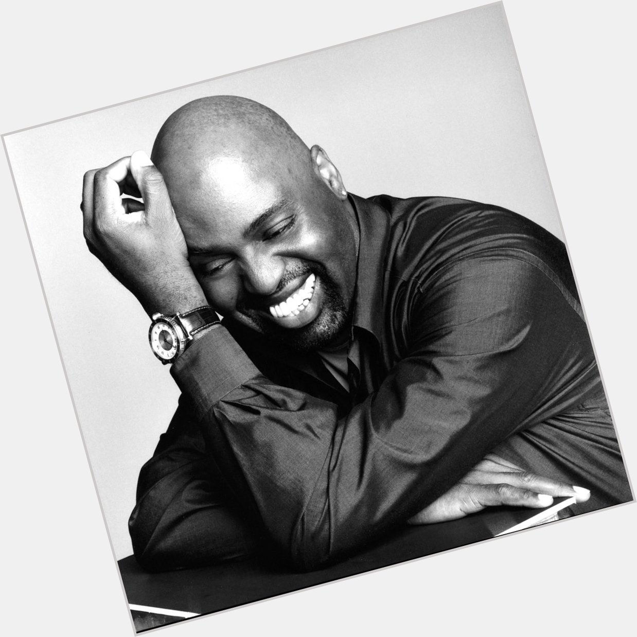 Frankie Knuckles would have been 62 today.
Happy birthday \godfather\, not forgotten R.I.P. 