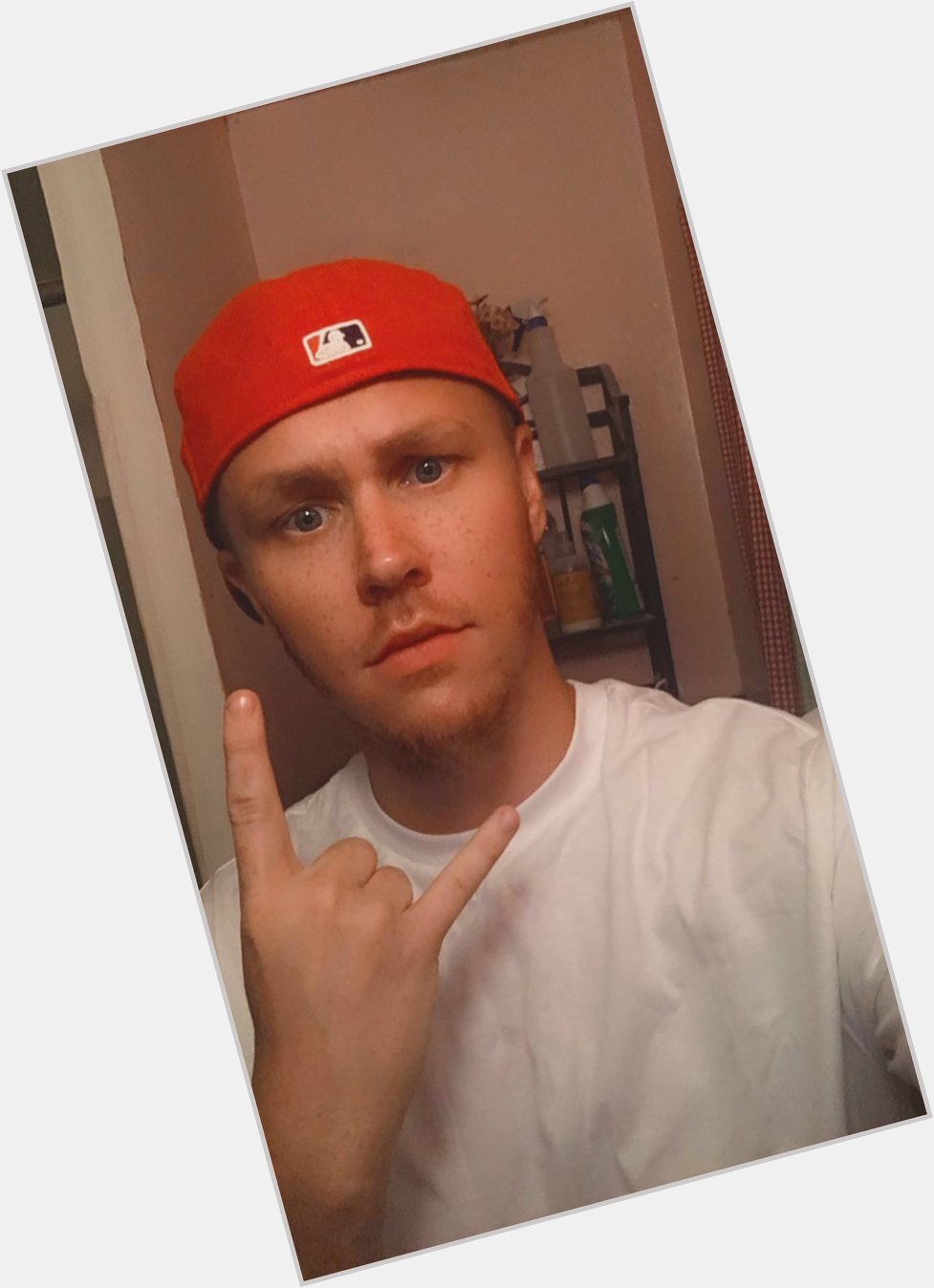 Does this make me a cosplay streamer now?

Anyway, happy 52nd birthday & get well soon to Fred Durst of Limp Bizkit! 