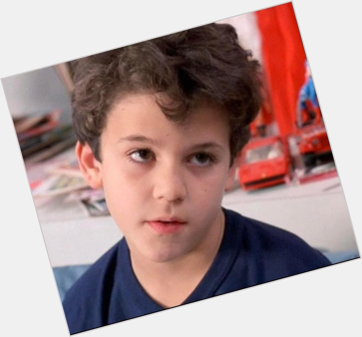 Happy bday Fred Savage!
It may not be a kissing book, but this is a kissing occasion. So suck it up. 