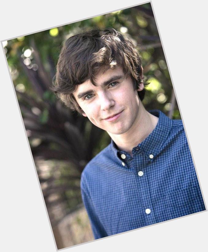 BUT HAPPY BIRTHDAY TO ONE OF THE CUTEST PEOPLE ON THIS PLANET AKA FREDDIE HIGHMORE 