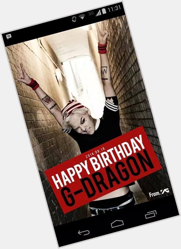  Happy Birthday G-Dragon 
Your fans love you too 
Take care of yourself and do not change 