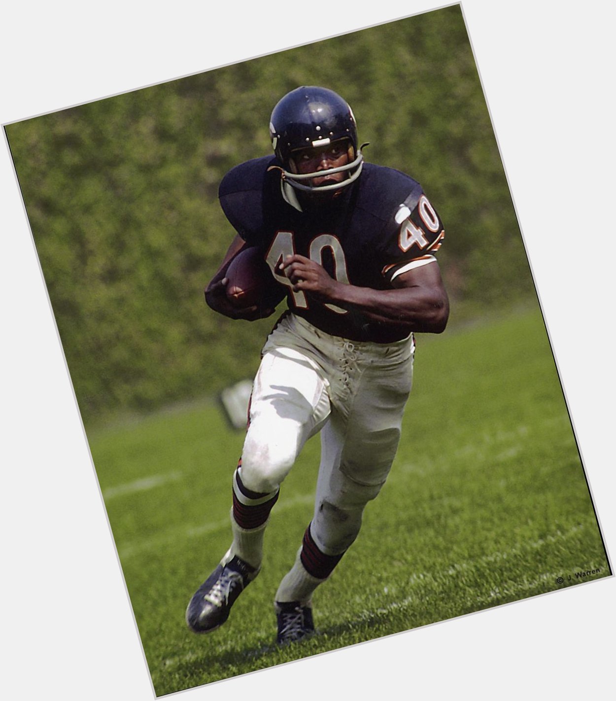 A very happy birthday to the \"Kansas Comet\", HOFer Gale Sayers!!! 