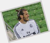   Real Madrid fans sing happy birthday to Gareth Bale as star w..  