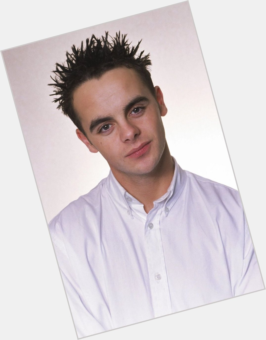 38 today. Happy Birthday to singer, Gareth Gates 