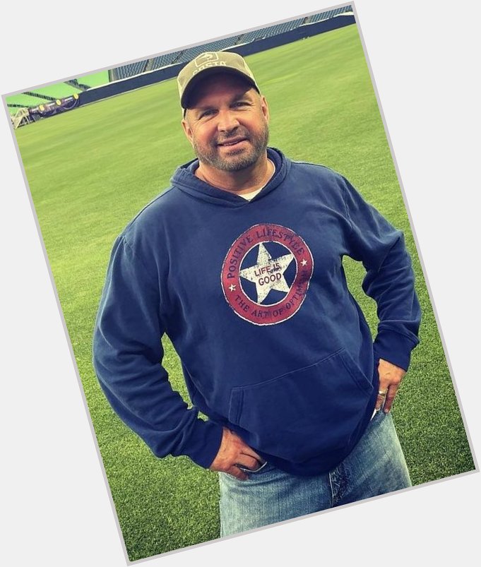Happy Birthday to Garth Brooks

His message page is His Instagram page is  