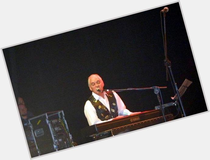 Happy 70th birthday Gary Brooker, best known as lead singer for Procol Harum  \"A Whiter Shade.. 