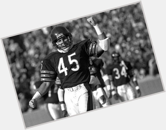 Happy 67th Birthday to Gary Fencik. My favorite Bear.    