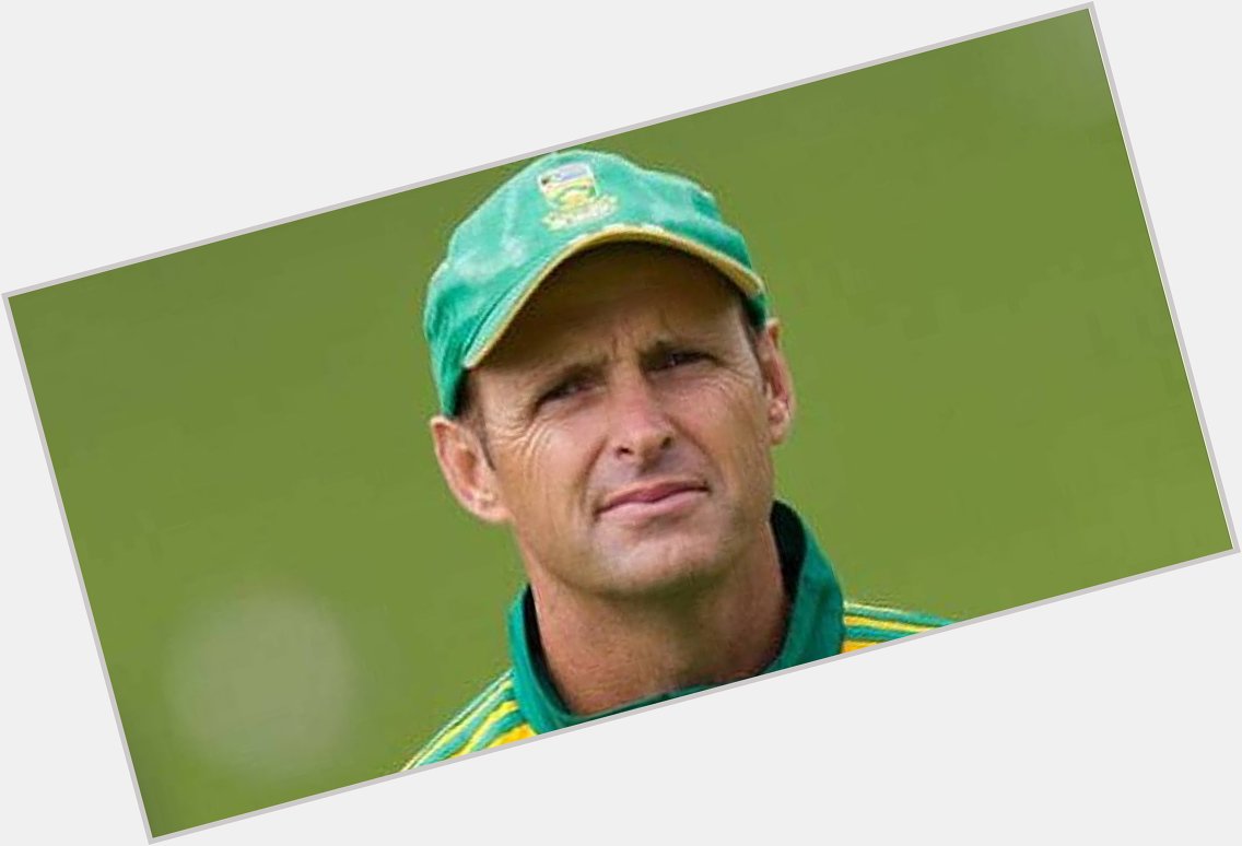 Happy Birthday to former South African cricketer Gary Kirsten! Have a great day, from the team. 