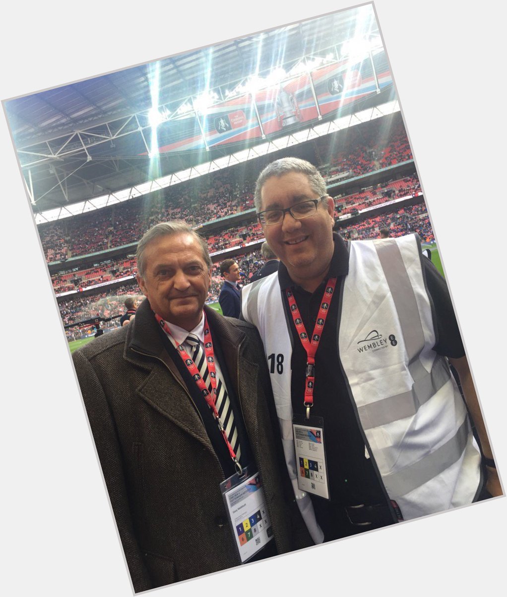 Happy Birthday to legend Gary Mabbutt, have a great day my friend 