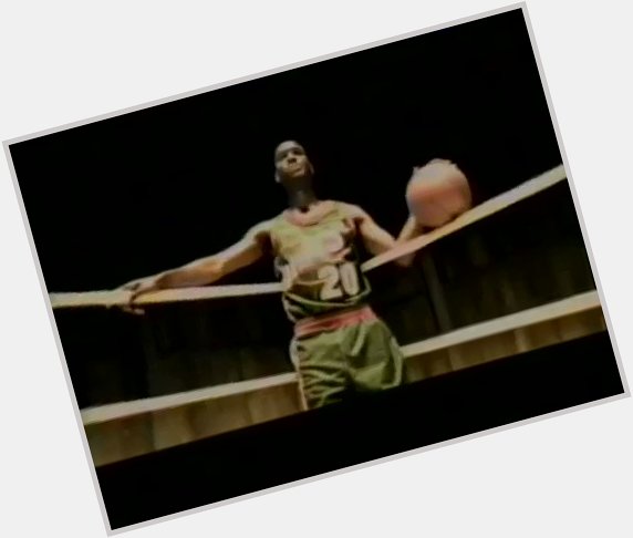 Happy birthday to Gary Payton!

Classic Nike Air Zoom GP commercial with Evander Holyfield 