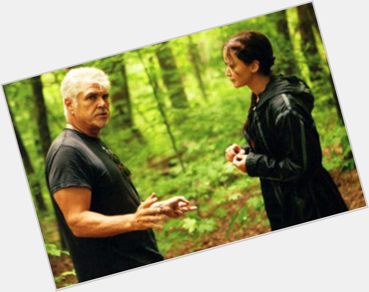 Happy bday Gary Ross! Don\t think you get enough credit thg is amazing& we wouldn\t have our amazing cast w/out you 