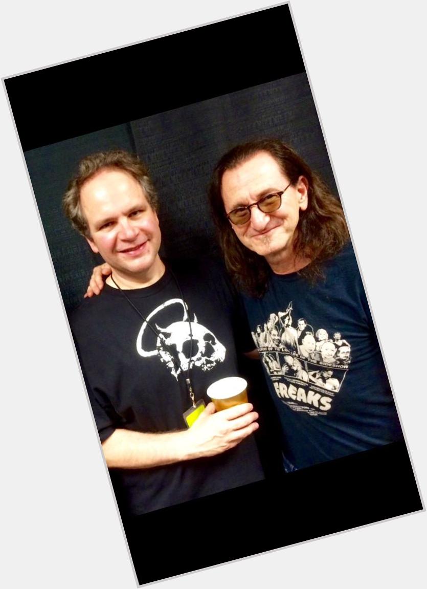 Happy birthday Geddy Lee ! Thx so much to you & the guys for the support & friendship. Many more! 