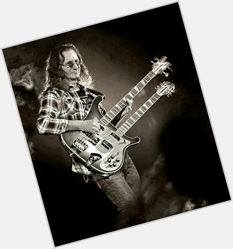 Happy 64th birthday to my favorite bassist of all time Geddy Lee! 
Hope you have a great one!!   