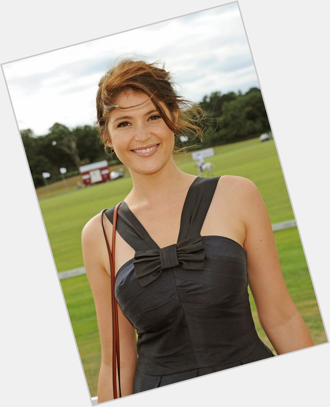 Happy Birthday wishes to Gemma Arterton who is 33 today. 