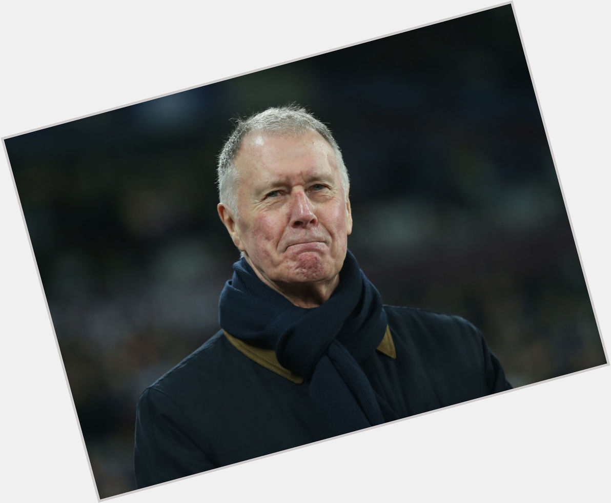 Happy birthday to West Ham and England hero Sir Geoff Hurst, who is 8  1  today  