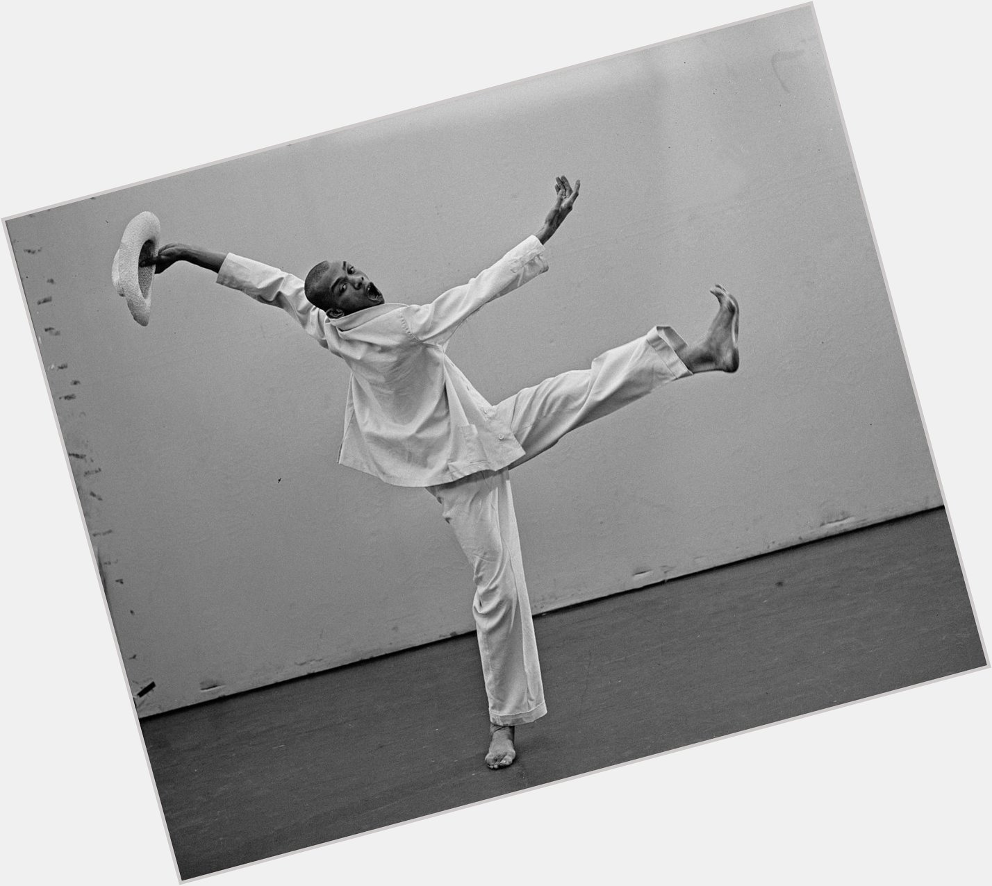 Happy Birthday to dancer, musician and actor Geoffrey Holder. 