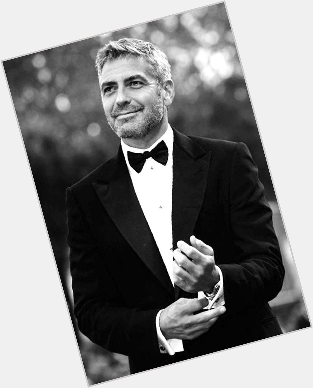 George Clooney cumple 59 años hoy, el mismo día que cumpleaños tú!!! Happy Birthday!!!   