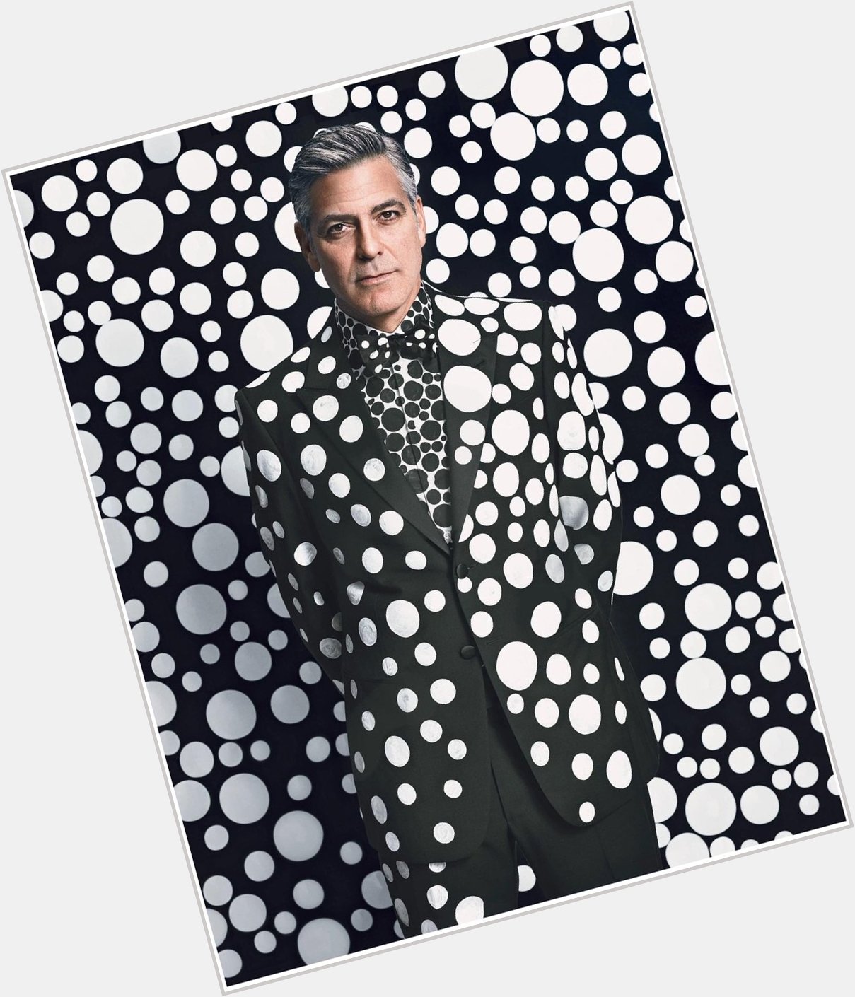 Happy Birthday George Clooney !

George Clooney photographié par Yayoi Kusama pour W Magazine s Art Issue, 2013 