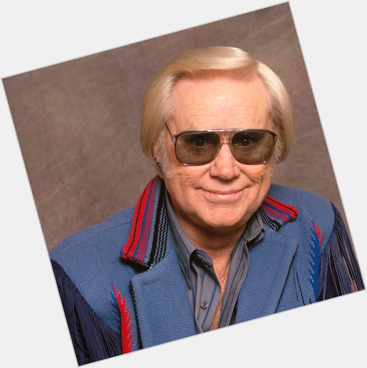 Happy 86 birthday to George Jones up in heaven. He was a great singer. May he Rest In Peace.    