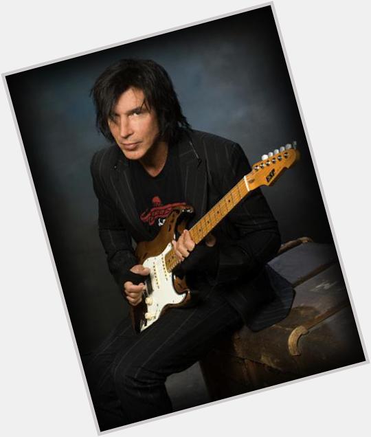 28 de septiembre, 1954, Happy BIrthday 
George Lynch. 