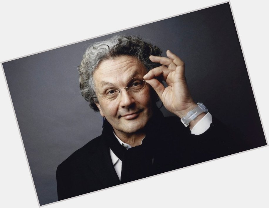 Happy 73th birthday to George Miller. Thanks for your amazig movies, maestro! 