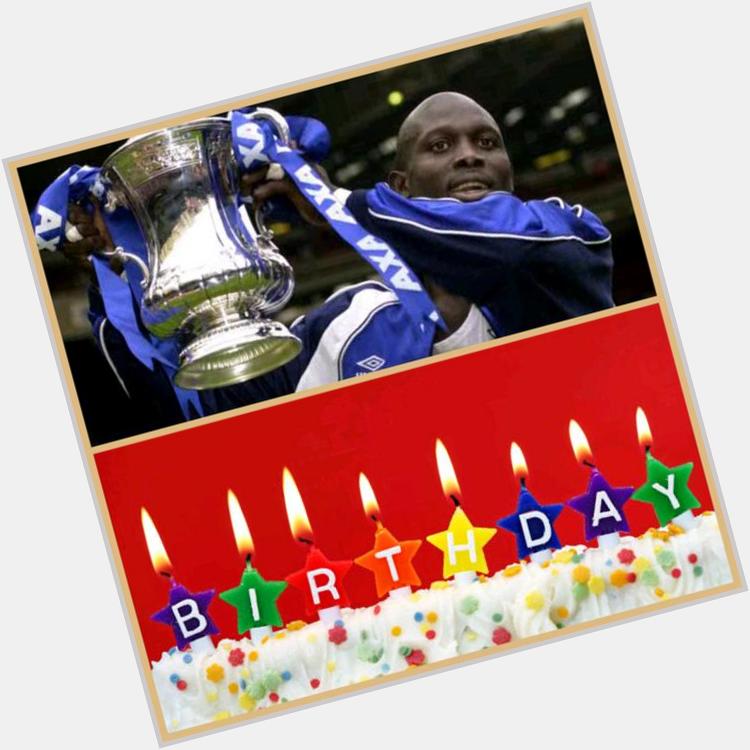 Happy Birthday Eks. Chelsea Player "George Weah" yang ke 48 . 