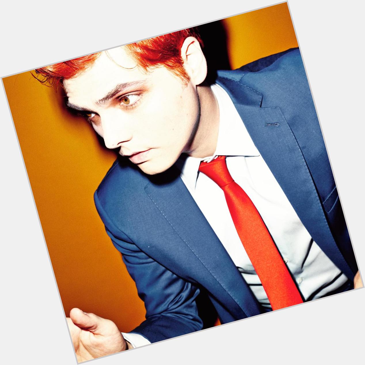  Happy Birthday to baby Gee. (Gerard Way.) He is now 38. <3 Hope he has a great birthday.      