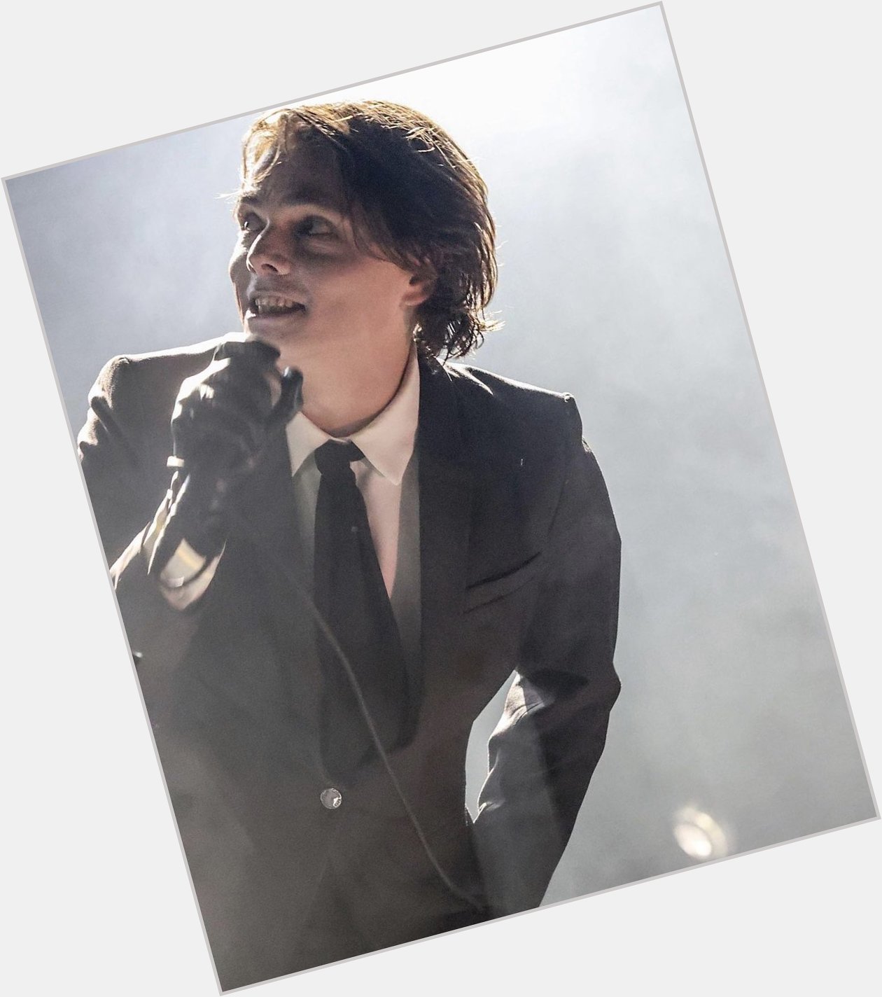 Very incredibly happy birthday to gerard way light of my life !! 