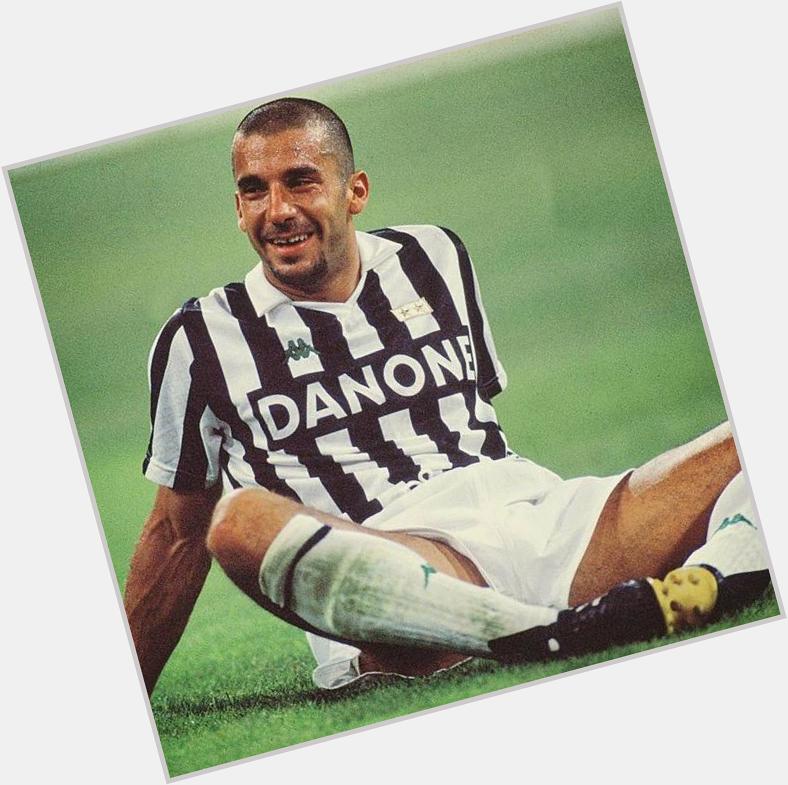 Happy Birthday Gianluca Vialli. One of the greatest Italian strikers all time.  