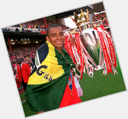 Happy birthday Gilberto Silva!

The midfielder won 1 Premier League title and 2 FA Cups at Arsenal. Invincible. 