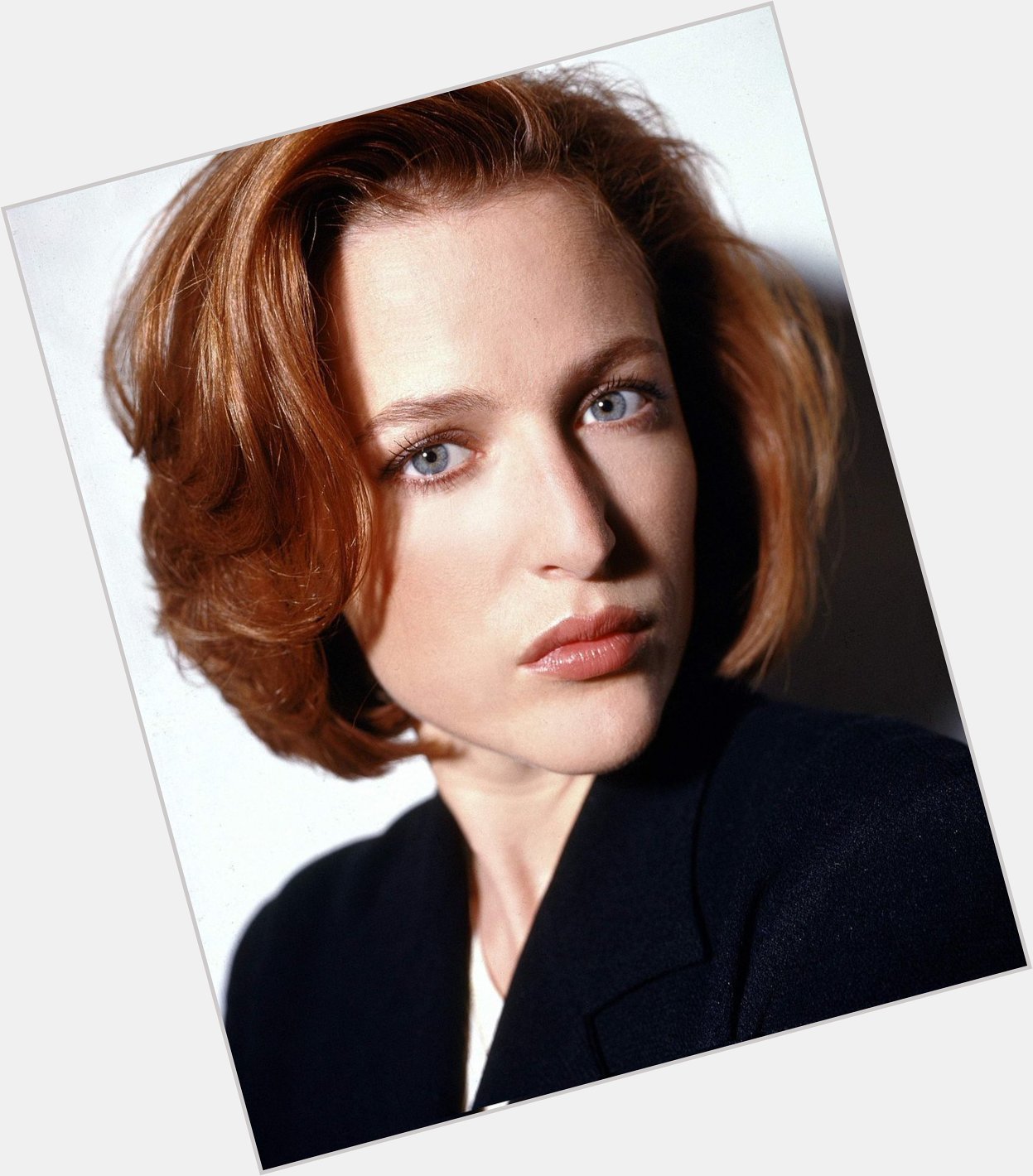 HAPPY BIRTHDAY GILLIAN ANDERSON!
Special Agent Dana Katherine Scully!   