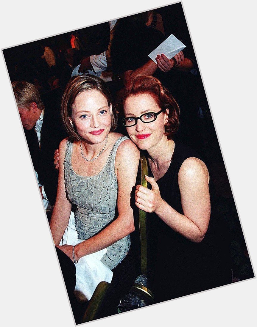 Happy birthday to the beloved gillian anderson! <3 