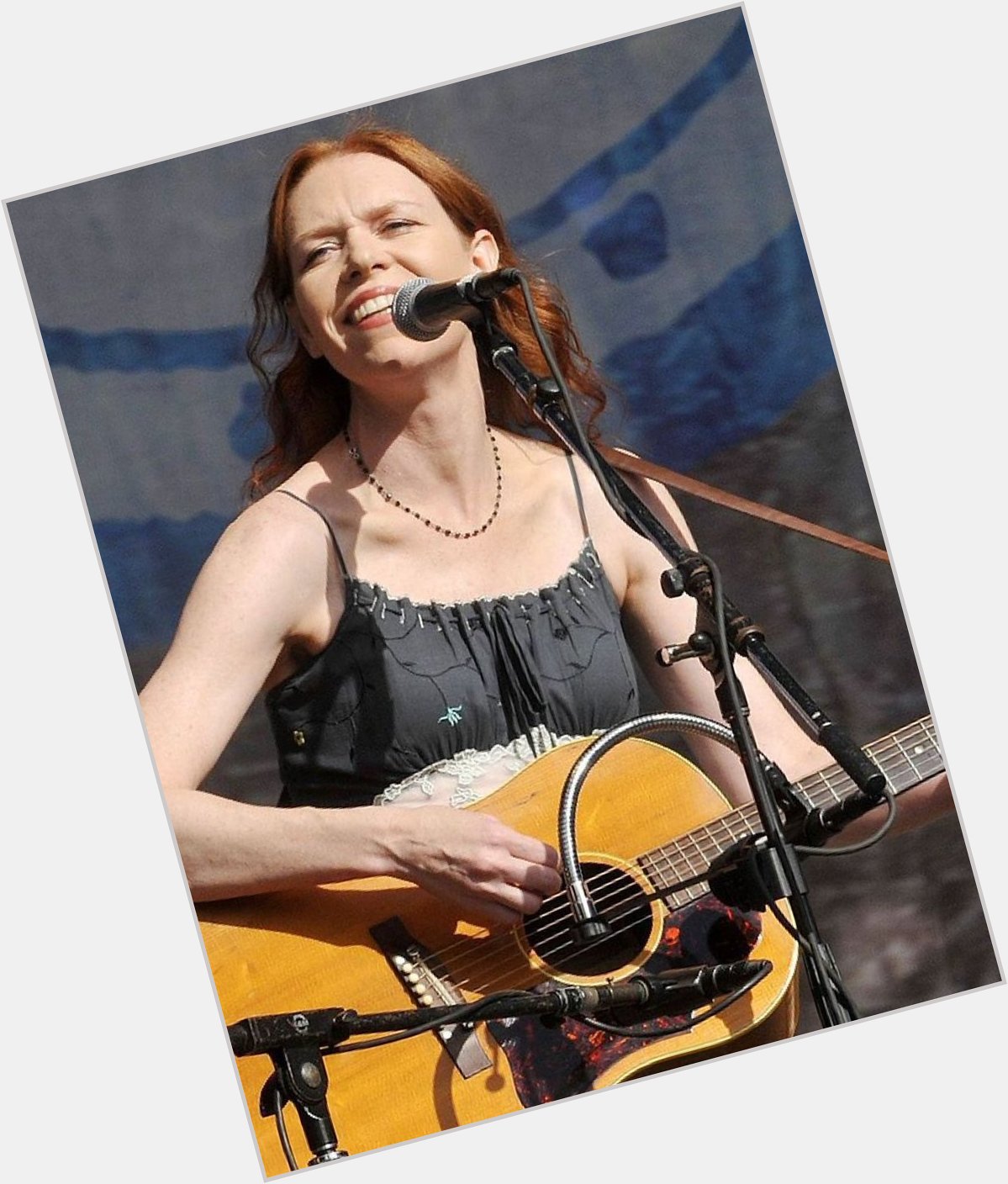 Happy Birthday to singer songwriter Gillian Welch, born on this day in New York City in 1967.   