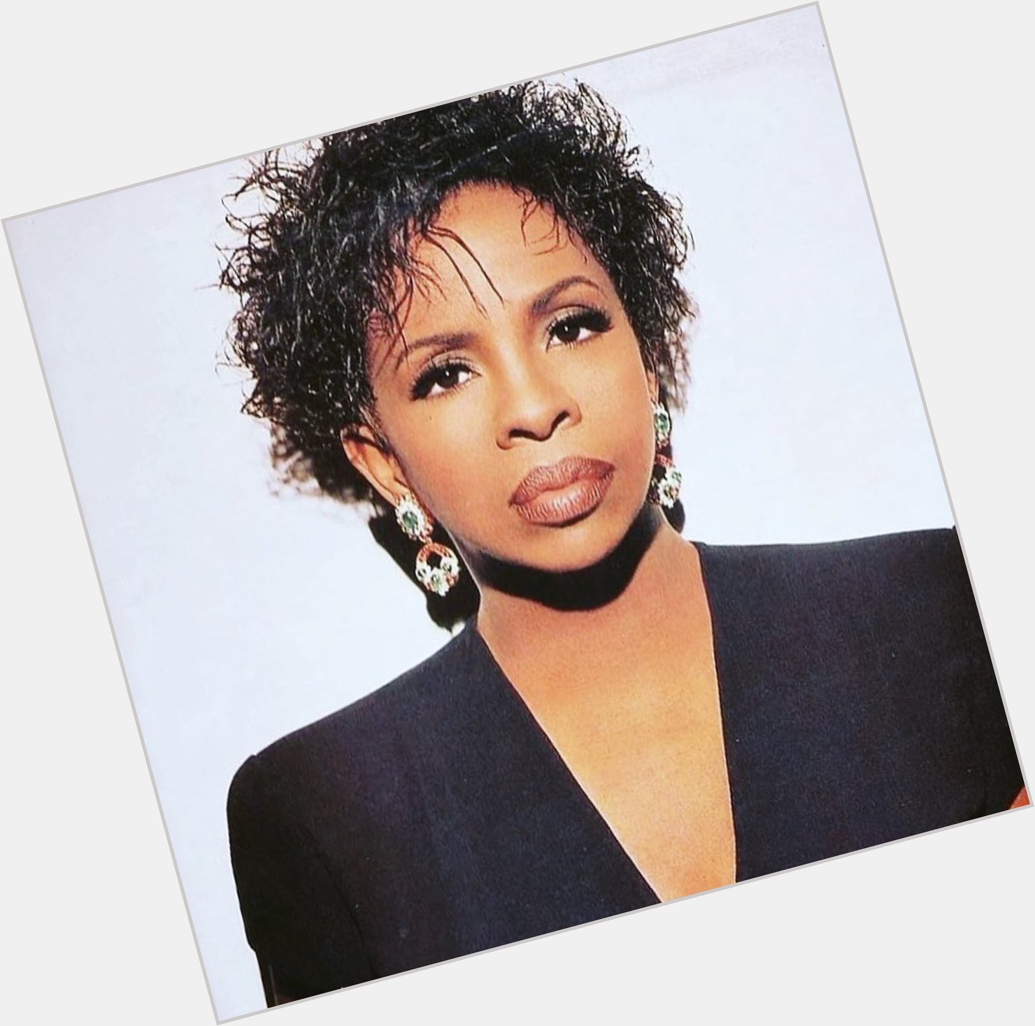 Happy birthday, Ms Gladys Knight. Thank you for the gift of music.     