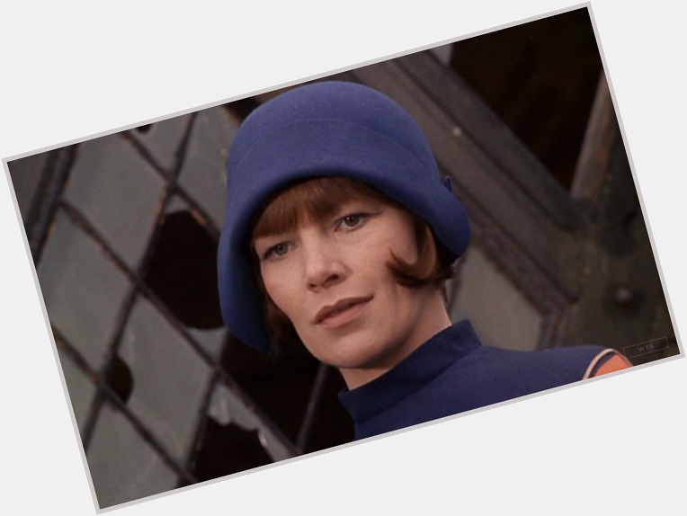 Born on this day, Glenda Jackson turns 84. Happy Birthday! What movie is it? 5 min to answer! 