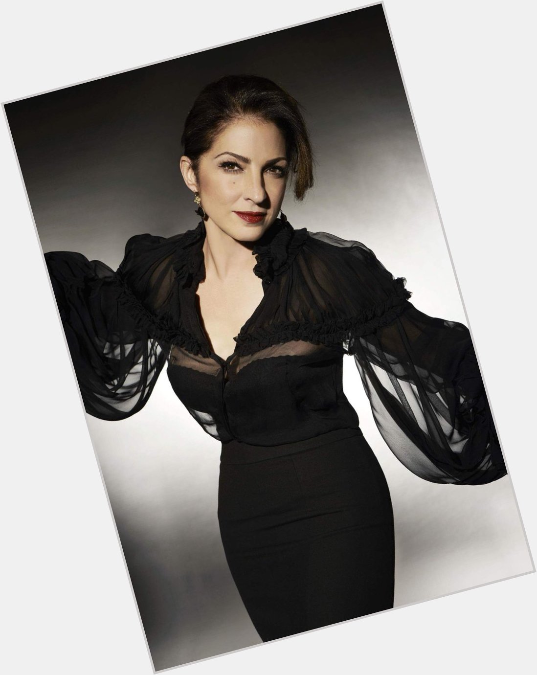 Gloria Estefan (Gloria Maria Fajardo)
Birth 1957.9.1 ~
Happy Birthday
 