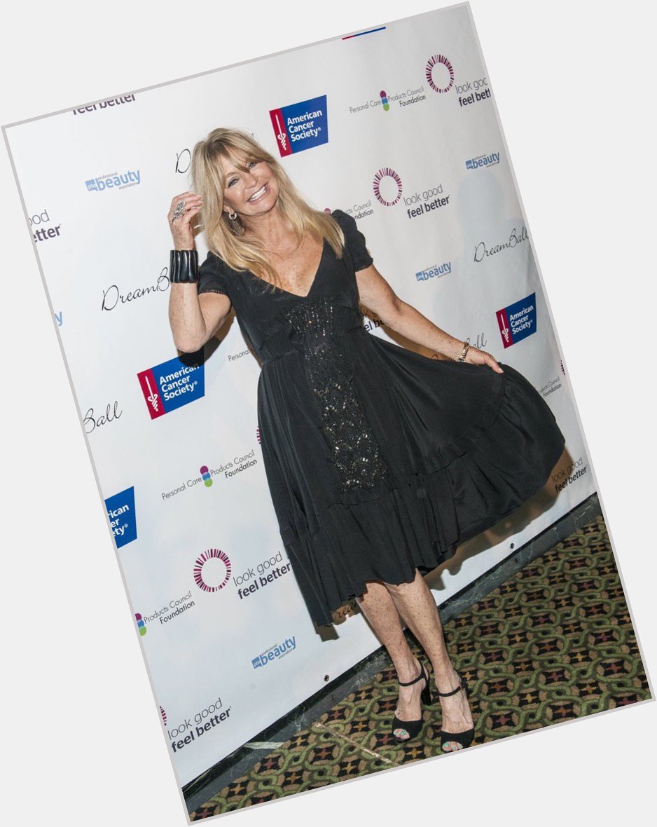 Happy birthday to goldie hawn who is 70 to day        xx and looks amazing still 