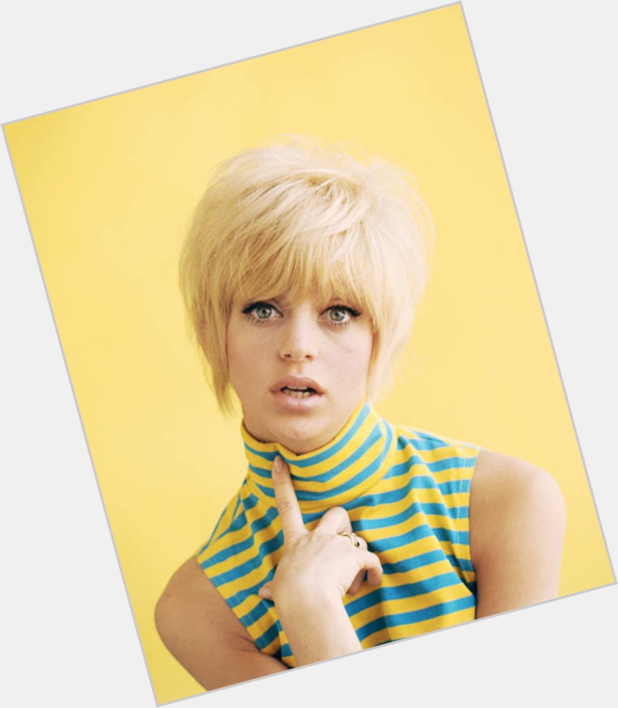 Happy Birthday to American actress and singer Goldie Hawn, born on this day in Washington D.C. in 1945.    