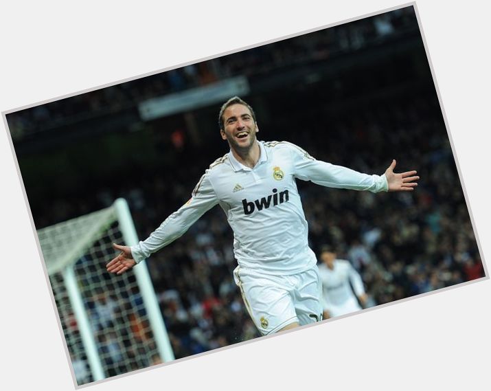 Happy Birthday to a Former Real Madrid Player:
Gonzalo Higuain 