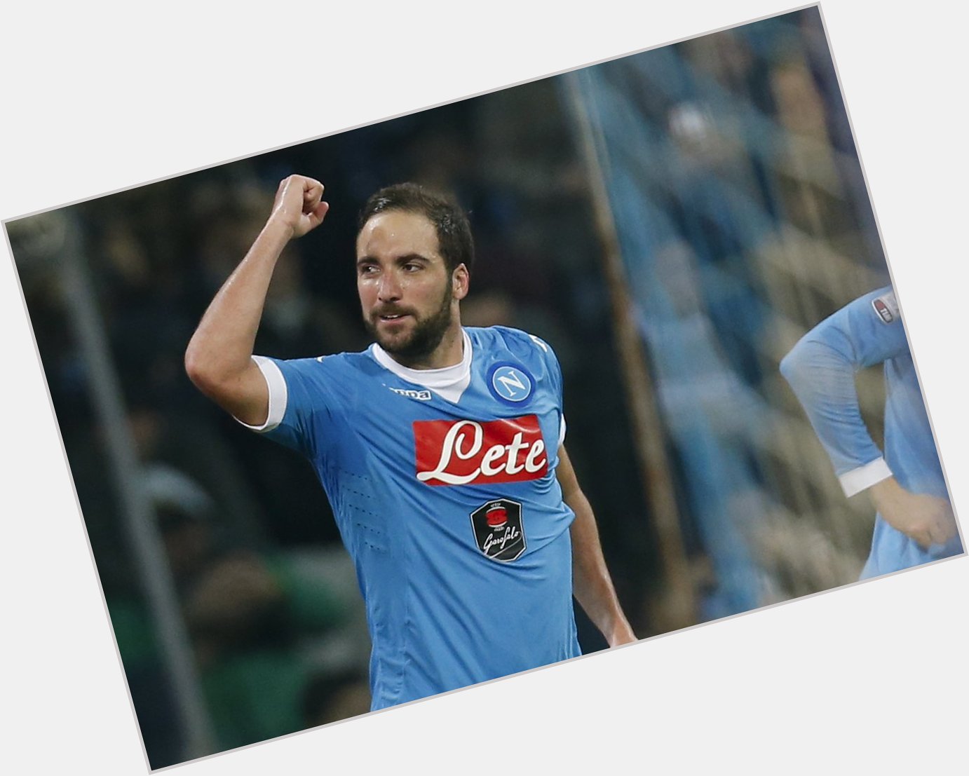 Happy 28th birthday, Gonzalo Higuaín. He has more Serie A goals (49) since he joined Napoli than any other player. 