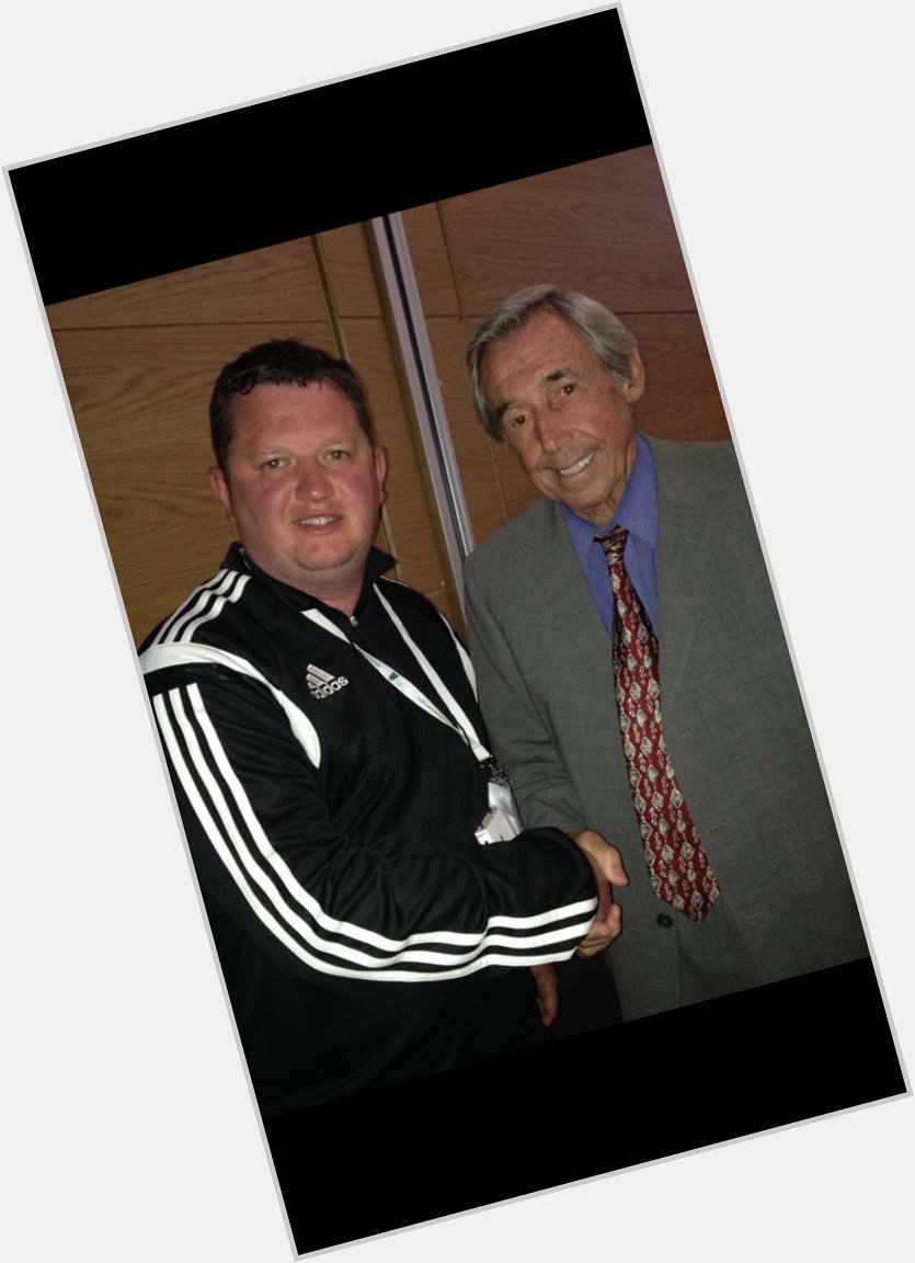 Happy 78th birthday to this all time legend another keeper the great Gordon banks   