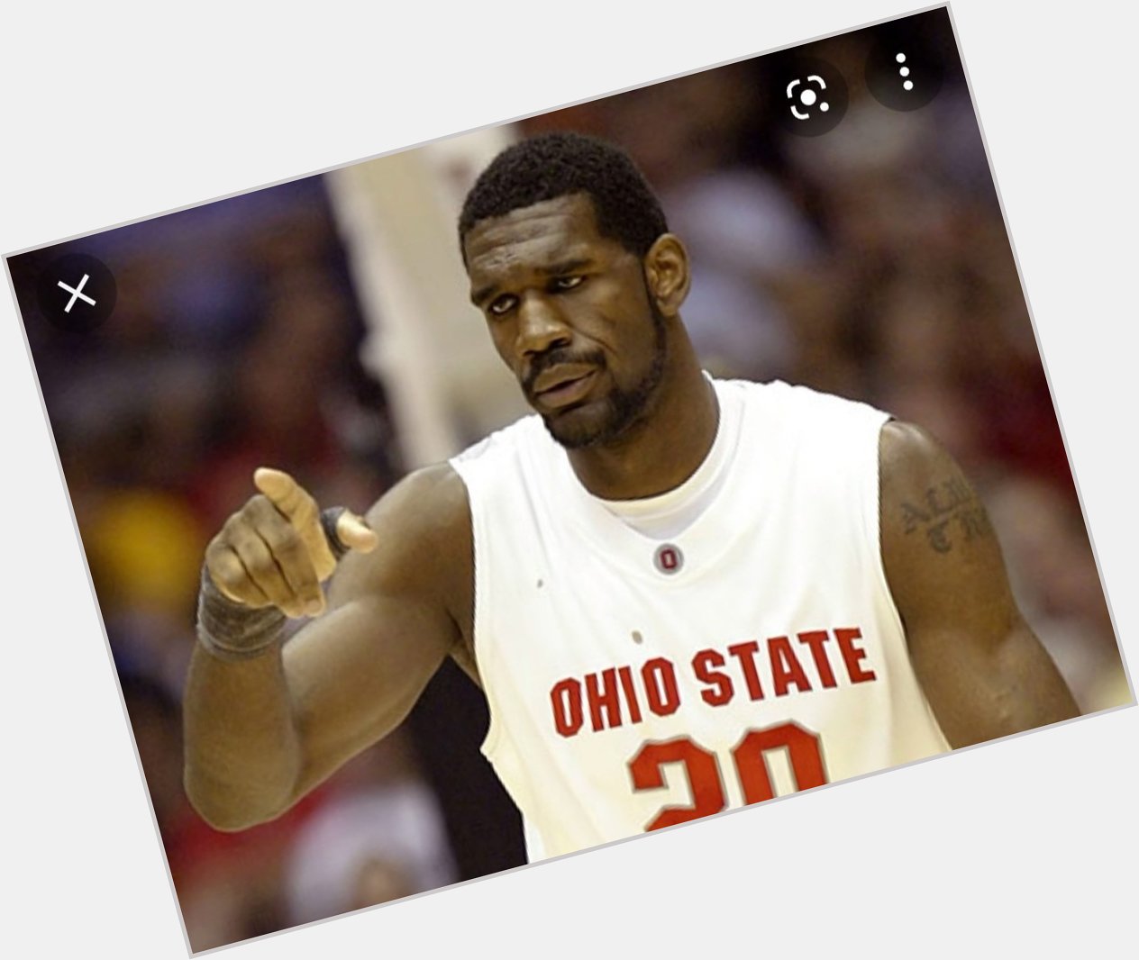 Happy Birthday to Greg Oden and Dillon Brooks! 

Photo credit: & 