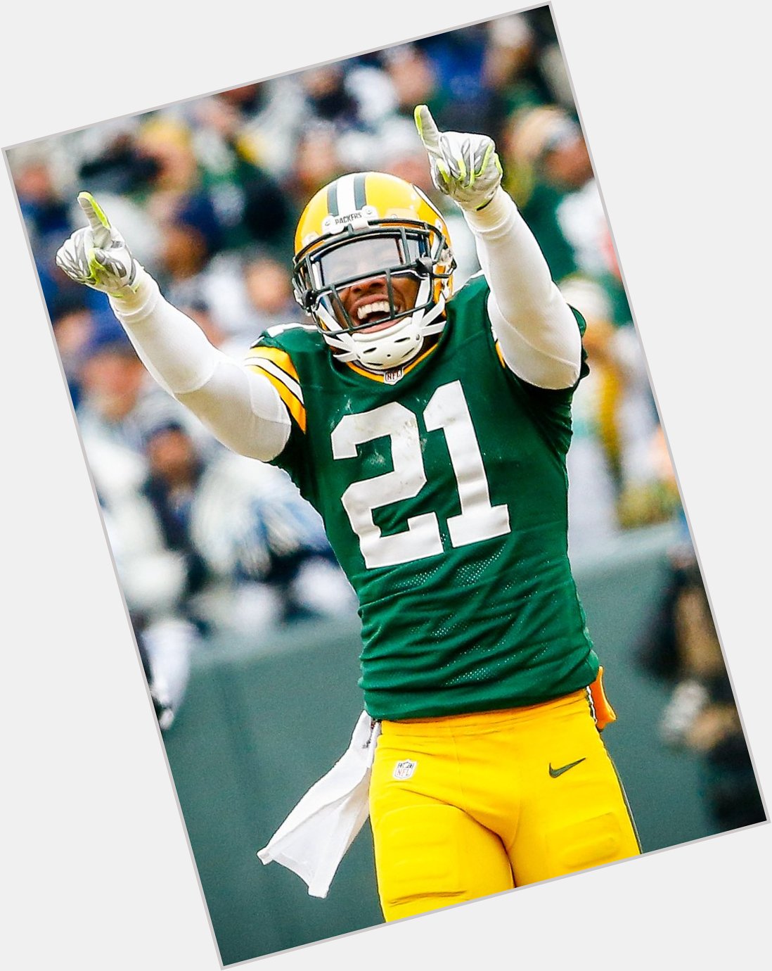 Happy Birthday, Ha Ha Clinton-Dix!

Born on December 21, 1992, Orlando, FL. (Getty)  