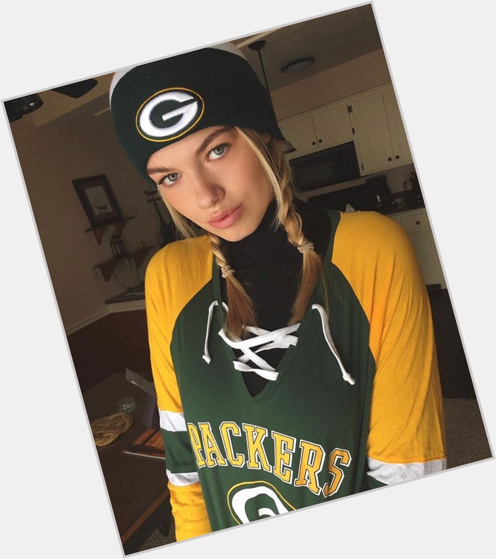Happy birthday to the prettiest Packer fan there is! Hope this day is as special as you   