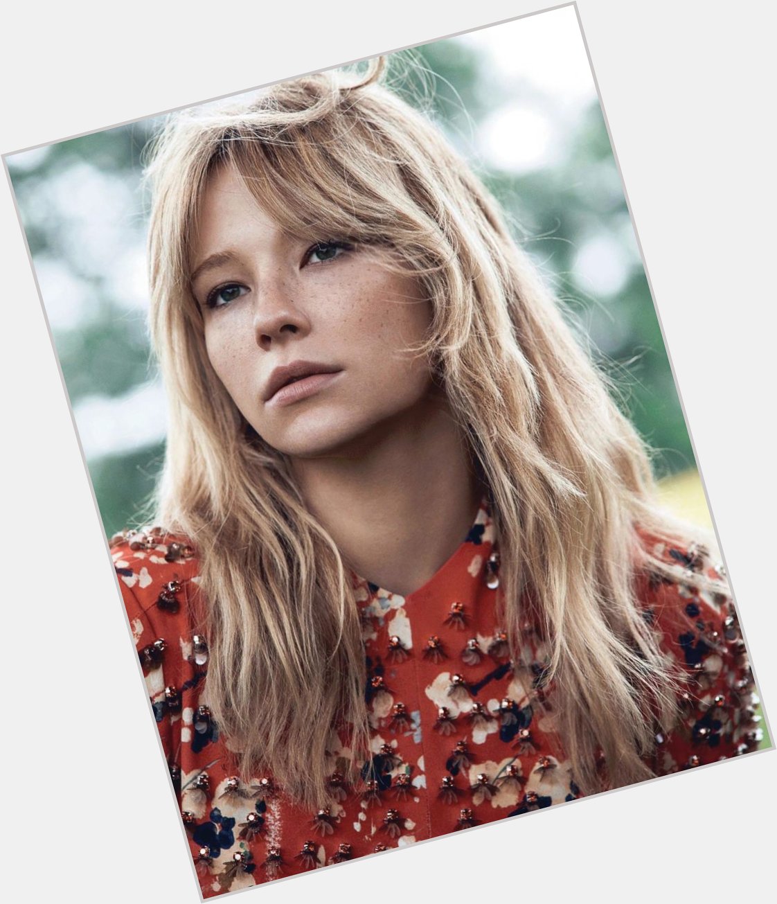 Happy Birthday to the gorgeous & talented Haley Bennett! 